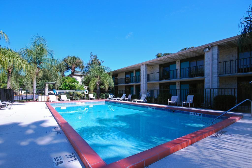 Quality Inn & Suites Orlando Airport Exteriér fotografie
