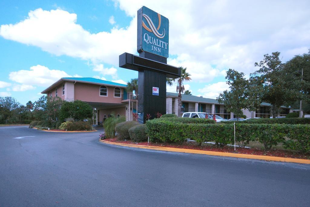 Quality Inn & Suites Orlando Airport Exteriér fotografie