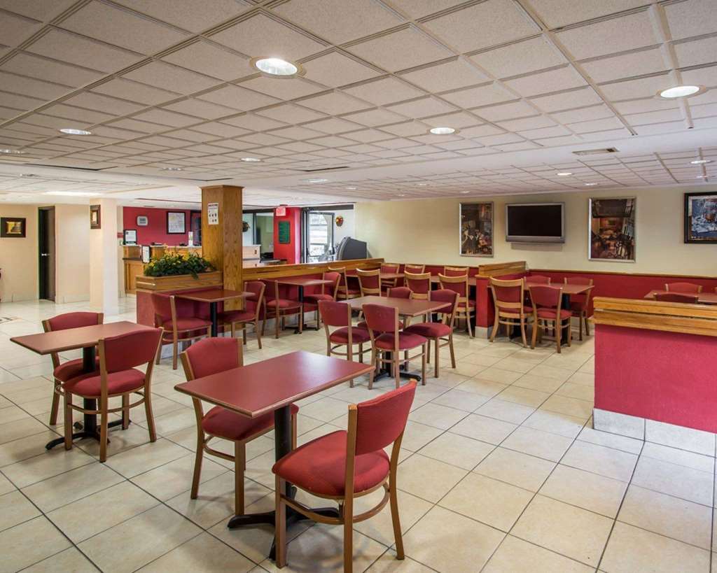 Quality Inn & Suites Orlando Airport Restaurace fotografie