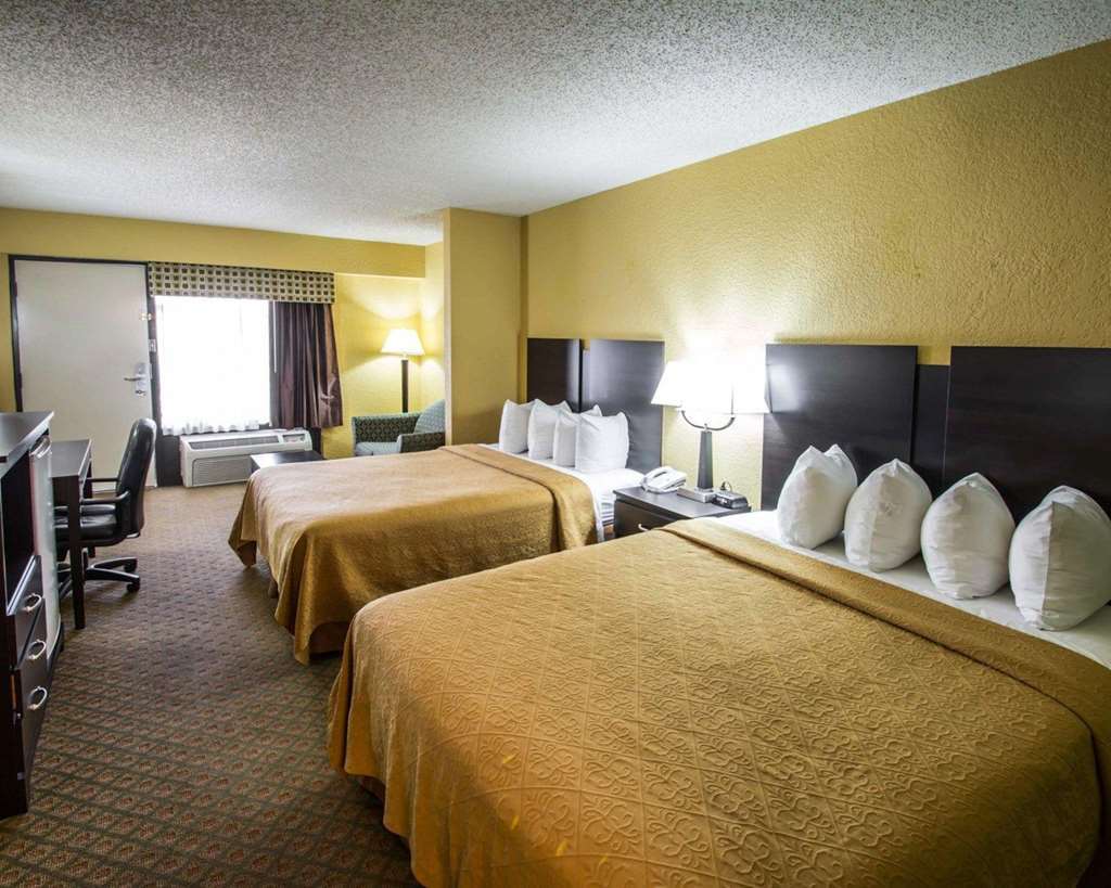 Quality Inn & Suites Orlando Airport Pokoj fotografie