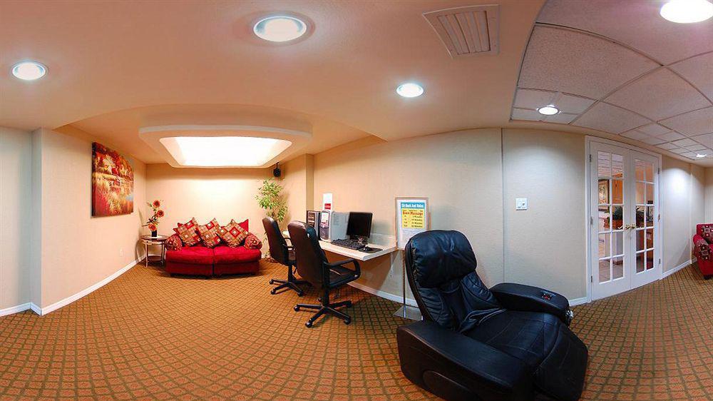 Quality Inn & Suites Orlando Airport Exteriér fotografie